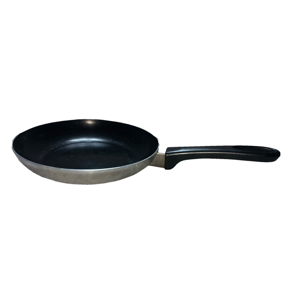 Vintage Wear Ever 8" Aluminum Skillet Pan Nonstick Made in USA